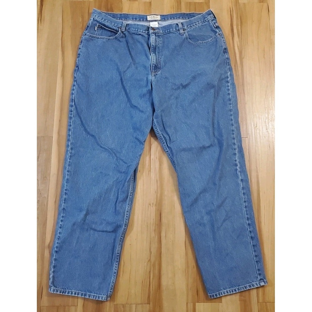 L.L Bean Relaxed Fit Blue Jeans Cotton Item ID 134770 Size 40x31